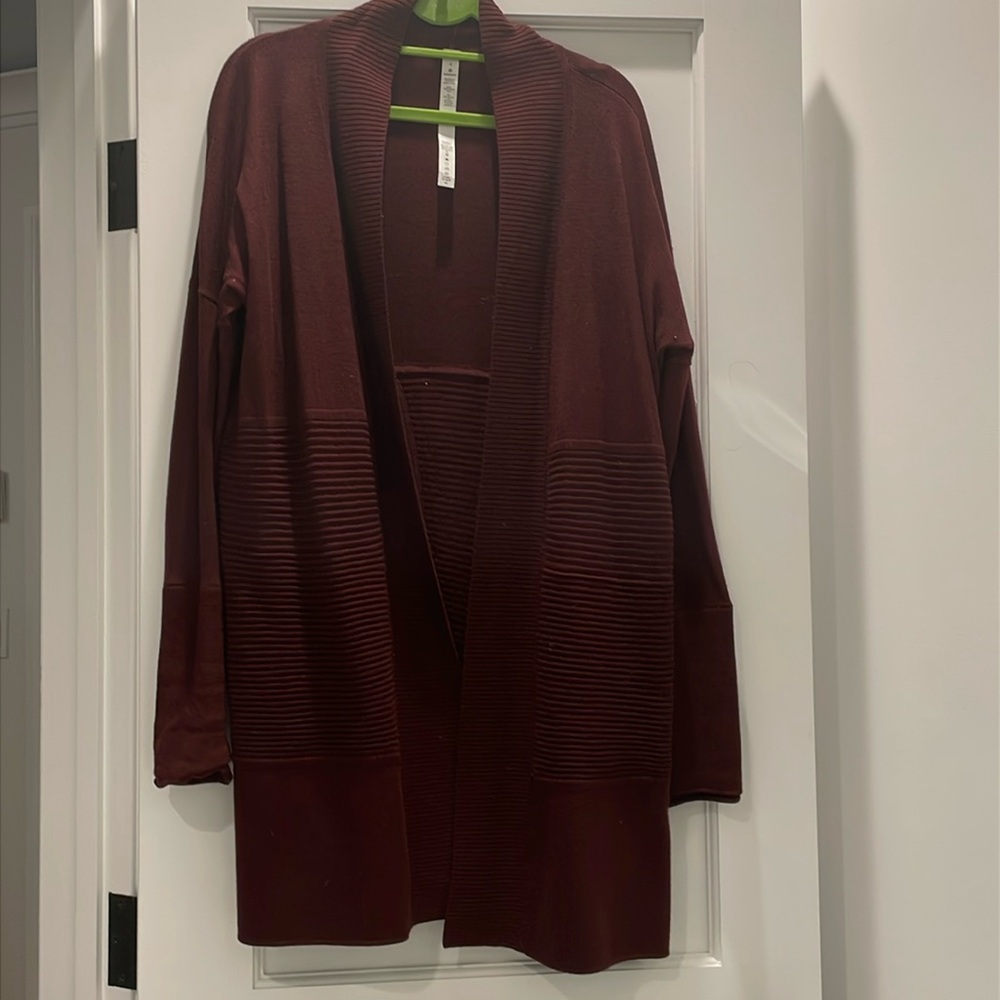 Lulu lemon maroon sweater - very lightly worn